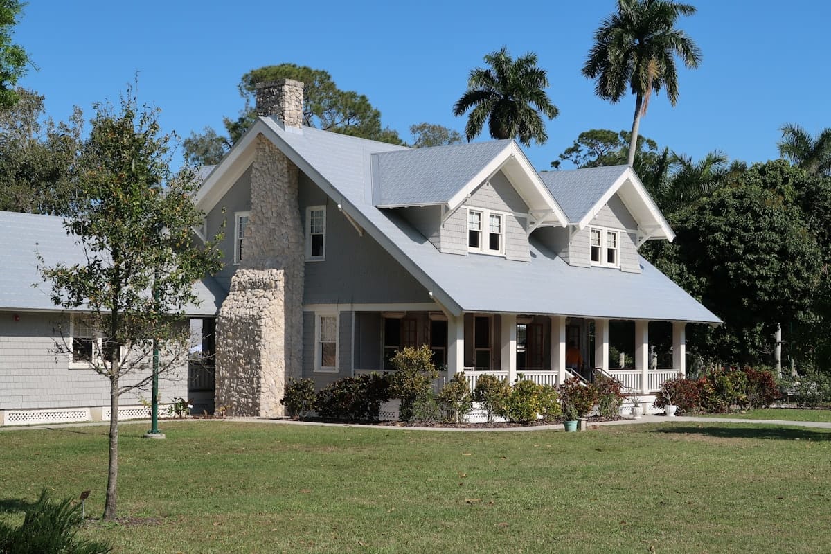 Classic Florida home with landscaping
